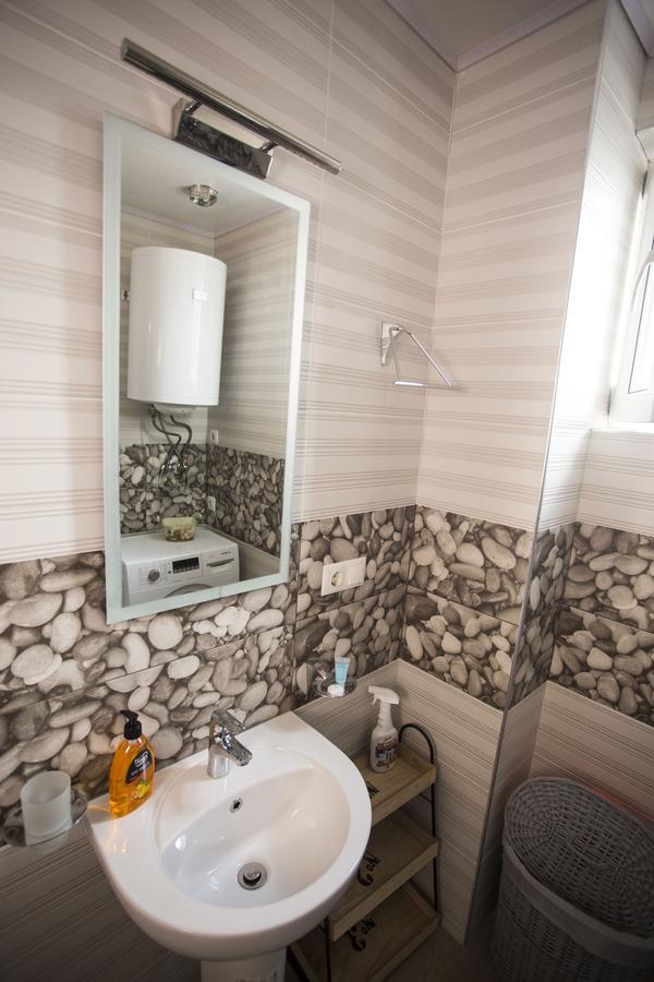 Apartment On Khimshiashvili Batumi Exteriör bild